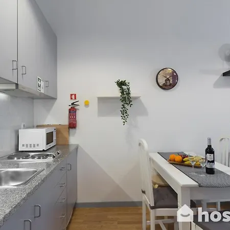 Host Wise - Comfortable Stunning Flats - City Center Porto Exterior photo