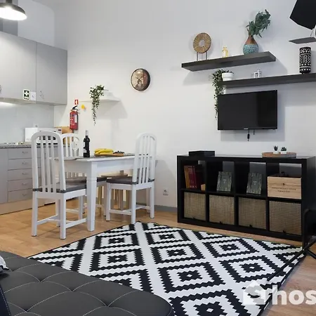 Host Wise - Comfortable Stunning Flats - City Center Porto Exterior photo