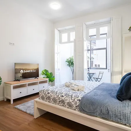 Host Wise - Comfortable Stunning Flats - City Center Porto Exterior photo